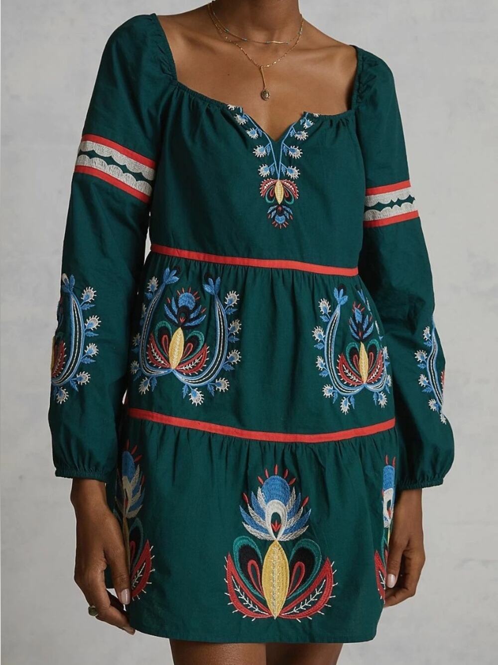 Let Me Be Anthropologie Embroidered Green Peasant Mini Dress Red size small